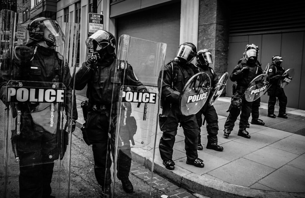 lawyers who sue police departments